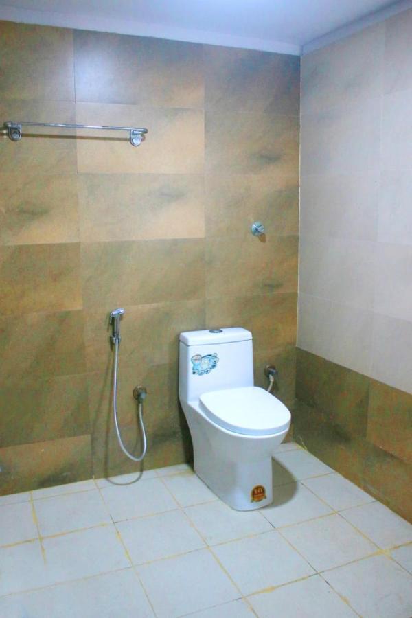 Hotel Sakura Inn Хосур Экстерьер фото